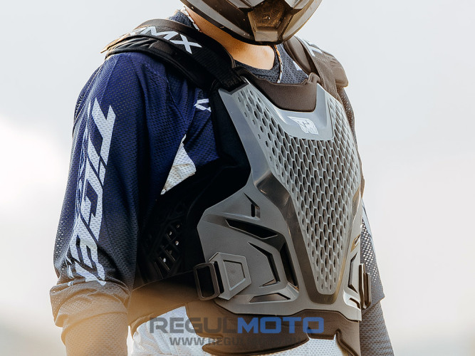 Защитный панцирь TIGER TR-H6 серый