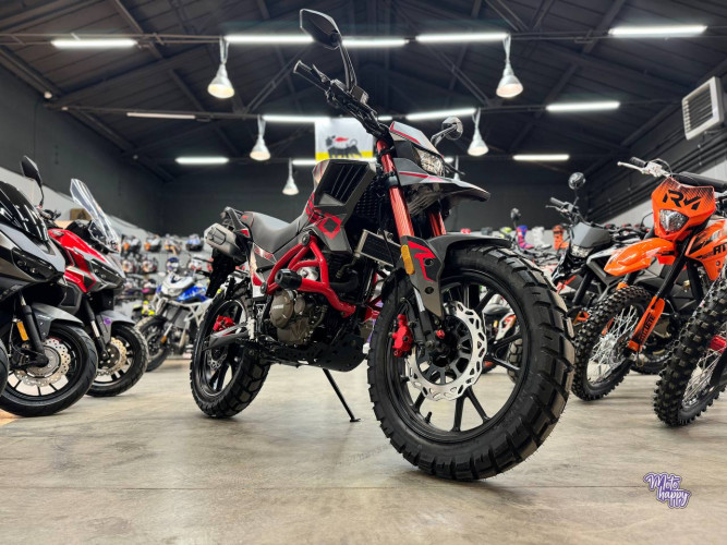 Мотоцикл FUEGO TEKKEN 3.0 (2024) (УКОМПЛЕКТОВАН ЛИТЫМИ ДИСКАМИ)